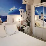O 3 Parasols Konukevi Sète